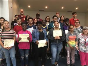 Honor's Students with Certificates 